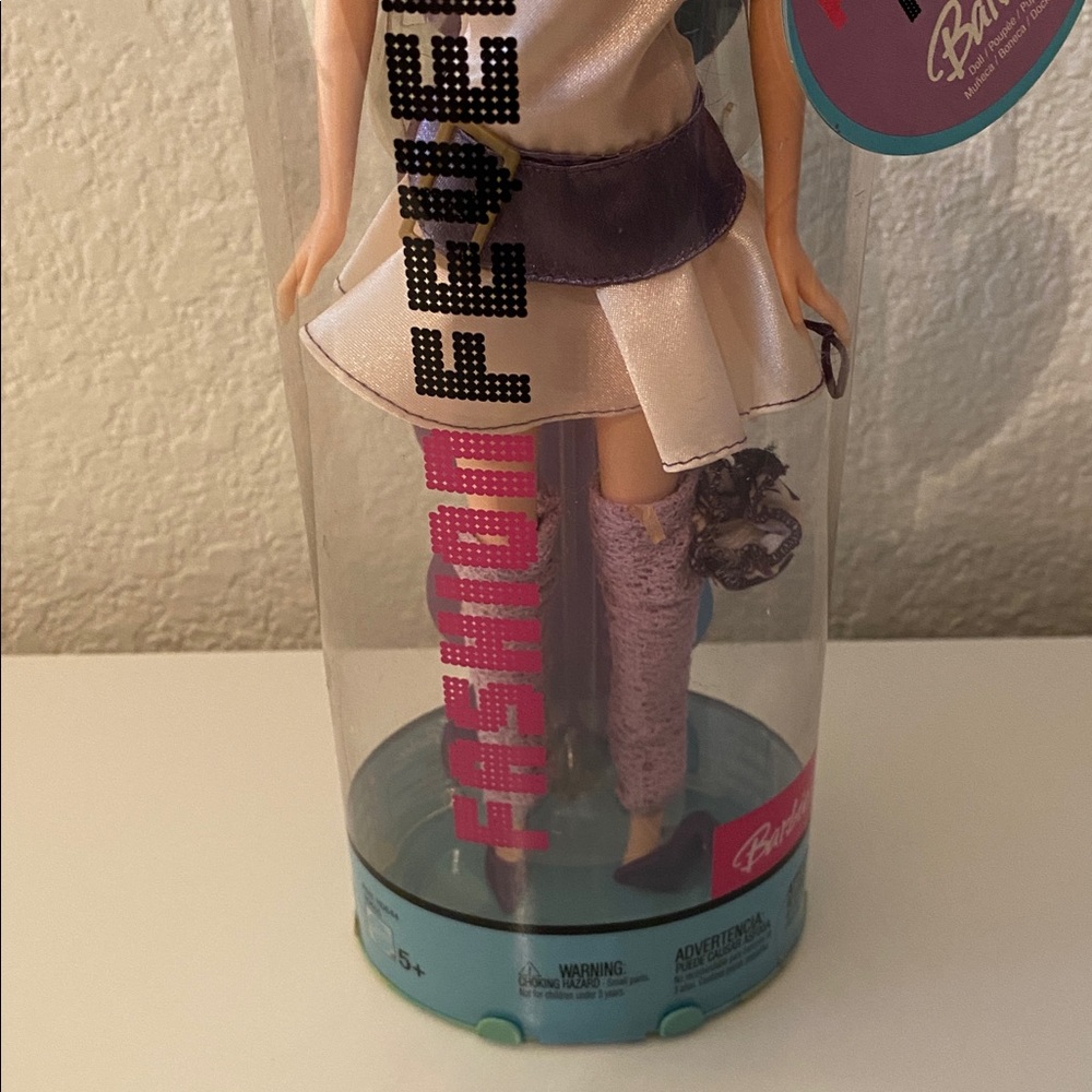 NEW IN BOX 2004 Drew Barbie Fashion Fever Doll - Picture 3 of 14